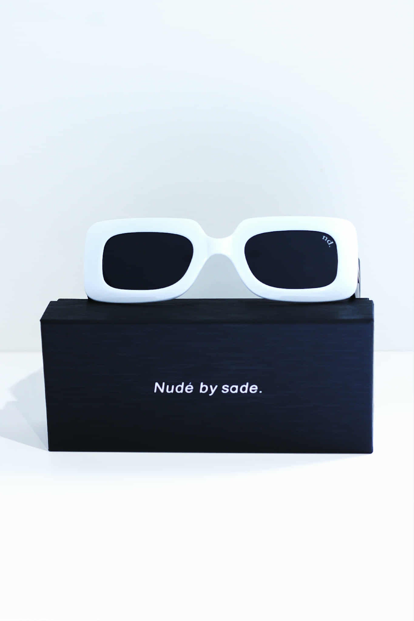 YING YANG (PRE-ORDER)